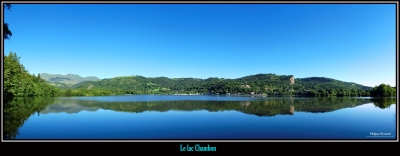 Le lac Chambon 
Assemblage de 5 prises de vues , réalisé sur le sentier  autour du lac.
Mots-clés: lac chambon auvergne massif sancy