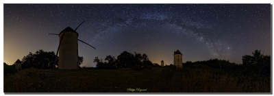 La colline des moulins
Un astro-pano réalisé sur la colline des moulins à Mouilleron-en-Pareds en Vendée.
Assemblage de 3 vues .
Mots-clés: Mouilleron-en-Pareds voie lactée Vendée 2019